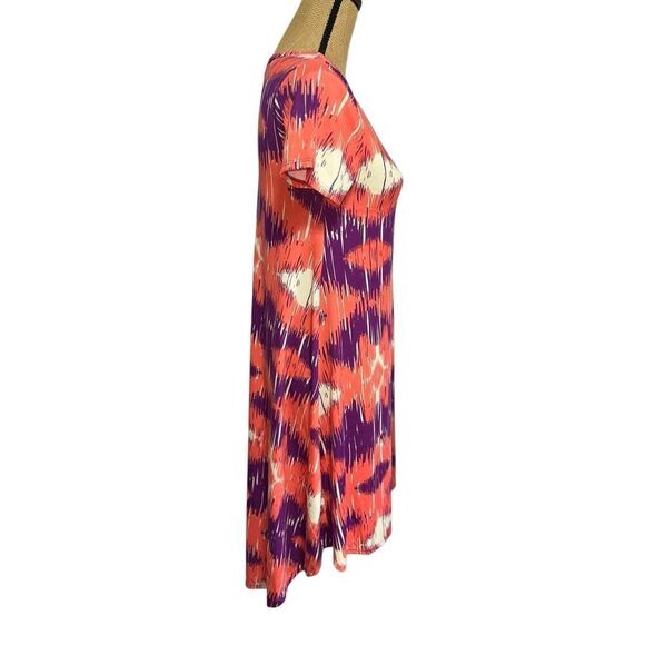 LulaRoe Carly Swing Dress Size XXS Ikat Abstract Pattern Coral Purple High-Low - Picture 7 of 11